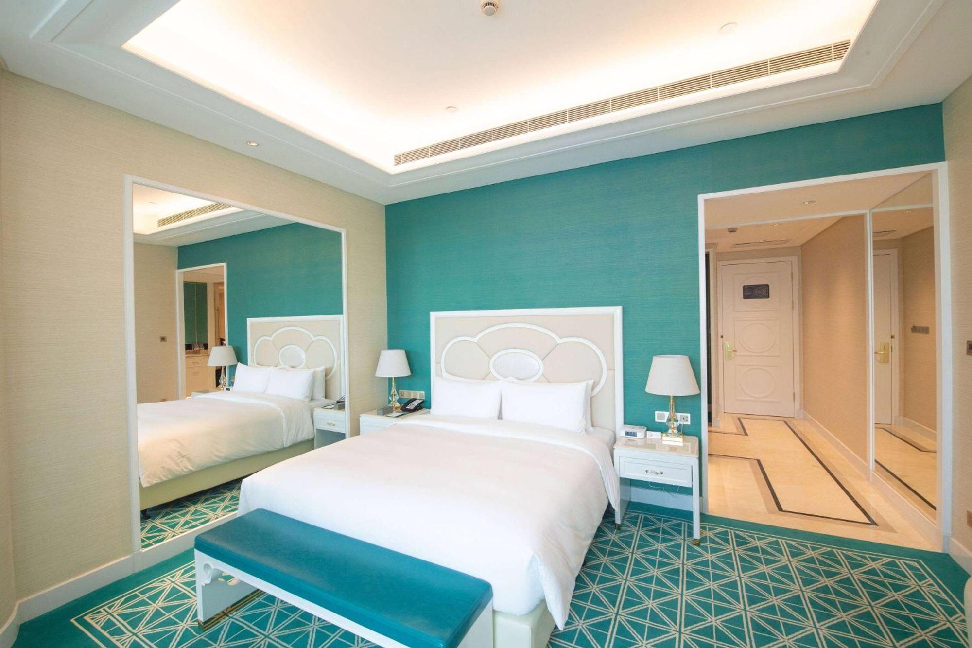 Howard Johnson Plaza Ningbo Eksteriør bilde